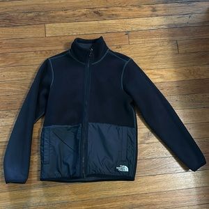 The north face boy sweater reversible size 9-10